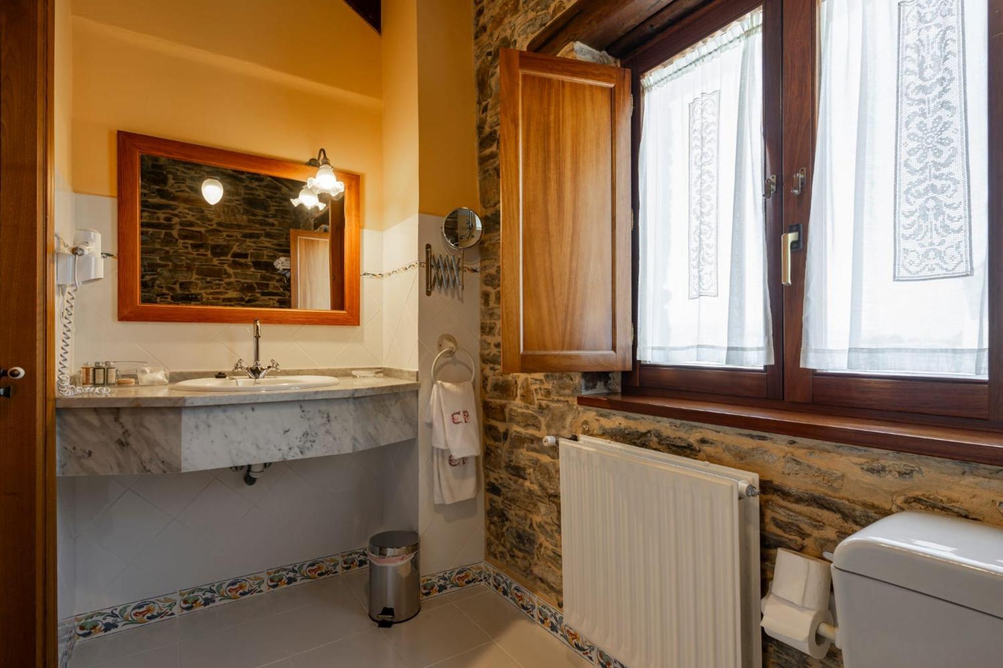 Casa Peleyon Bed & Breakfast Castropol Luaran gambar